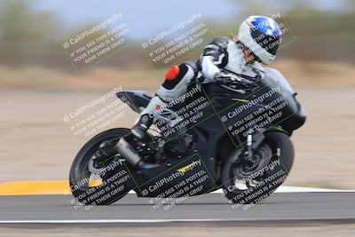 media/Sep-10-2022-SoCal Trackdays (Sat) [[a5bf35bb4a]]/Turn 6 (1140am)/